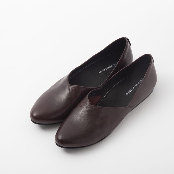 yuko imanishi+ IBUKI フラットシューズ　38 黒 yuko imanishi＋/IBUKI -履き心地はまるでスニーカー！美シルエットの